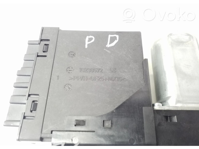 Подушка безопасности водителя 10238572, 32214069 Volvo XC90