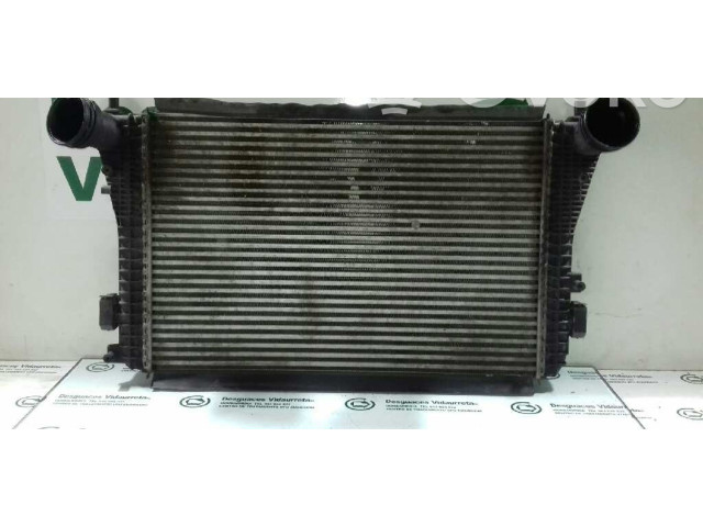 Интеркулер  3C0145805G, E3941   Volkswagen Passat Alltrack 