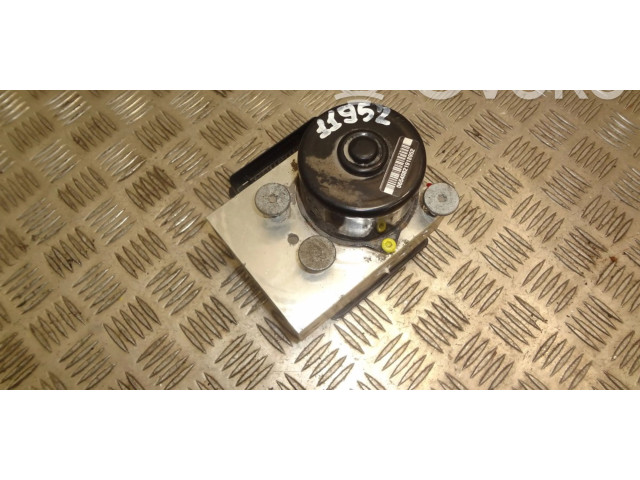 Блок АБС 30714956, P30714952 Volvo XC90 2003 - 2006 года