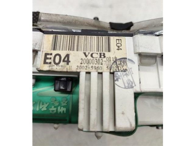 Панель приборов E04VCB20000302, 71110871   Hyundai Coupe       