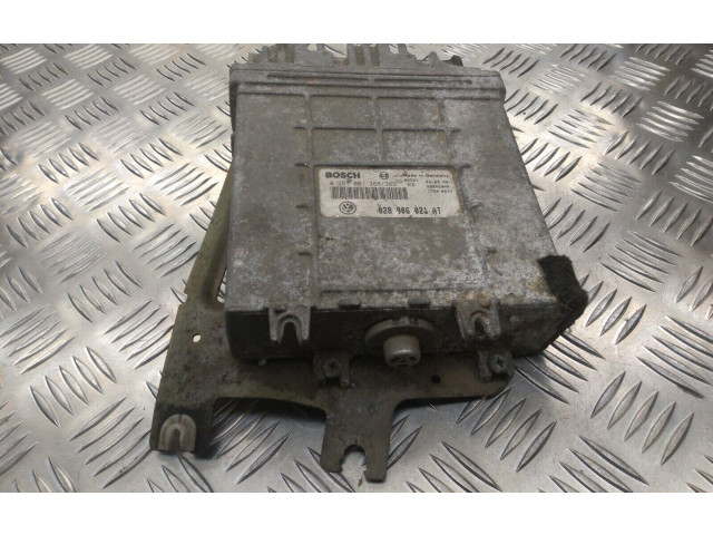 Блок управления двигателя 028906021AT, 0281001368   Volkswagen PASSAT B4
