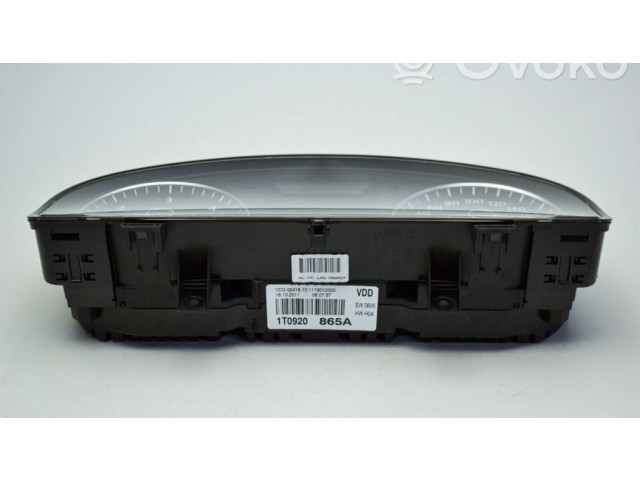 Панель приборов 1T0920865A   Volkswagen Touran II       