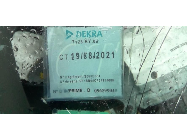 Jednotka ABS 7701050132 Renault Clio II 2001