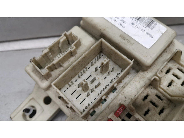 Блок предохранителей 4M5T14A073BH   Ford Focus    