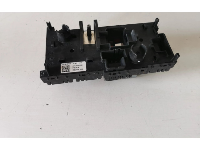 Блок предохранителей A2139068801   Mercedes-Benz CLS W257    