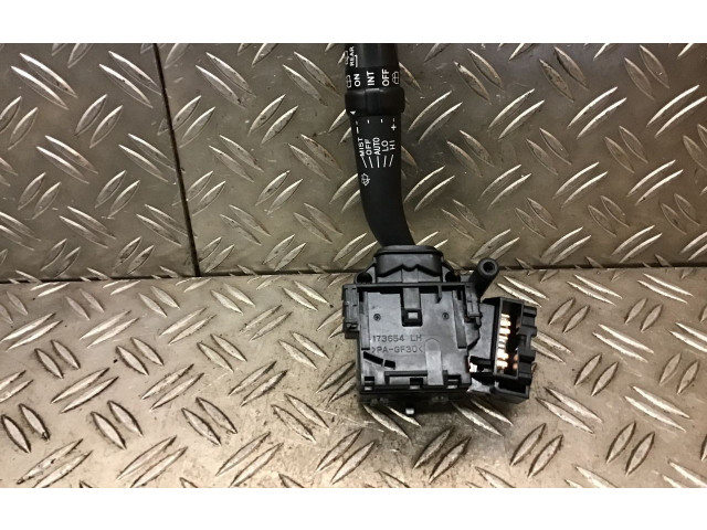 Переключатель дворников 8465205170 Toyota Corolla Verso AR10