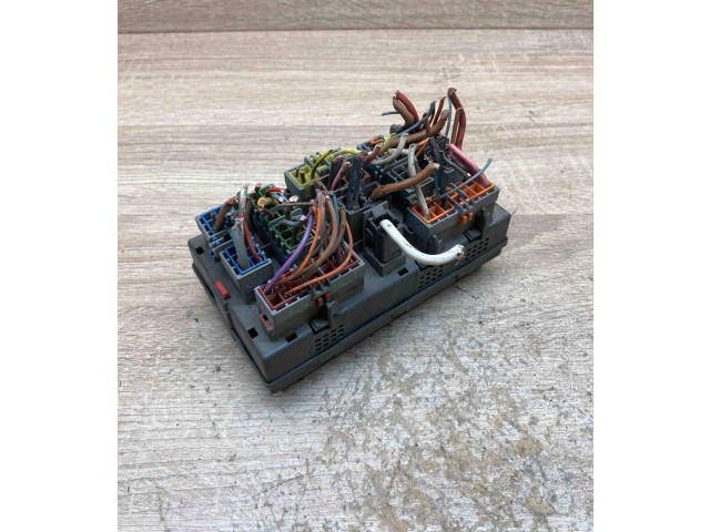 Блок предохранителей 9636264180 Peugeot 306