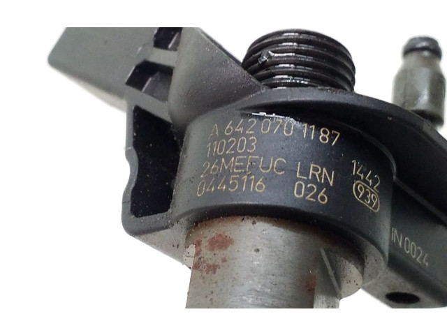 Форсунка A6420701187, 0445116026    Mercedes-Benz CLS C218 X218  642853 