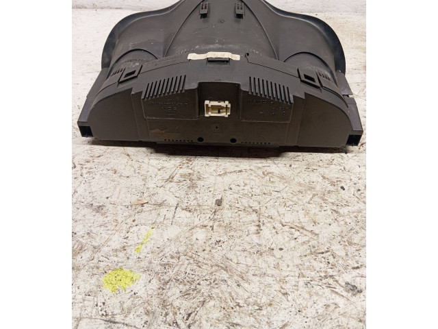 Přístrojová deska Mercedes-Benz C W203 2004 87001439