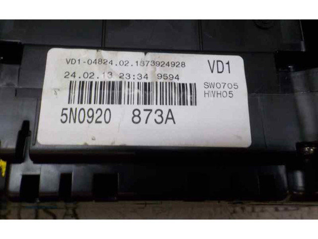 Přístrojová deska  Volkswagen Tiguan 2013 5N0920873A  