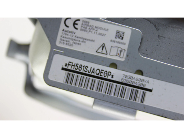 Подушка безопасности для колен 7030A800XA Mitsubishi L200