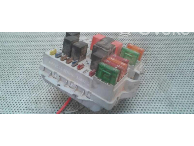 Блок предохранителей 46558759 Alfa Romeo 166