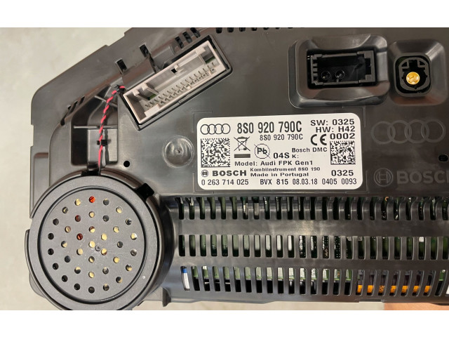 Панель приборов    Audi TT TTS RS Mk3 8S       