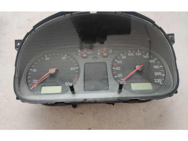 Přístrojová deska Volkswagen Transporter - Caravelle T5 2005 7D0920800B, 110008934003