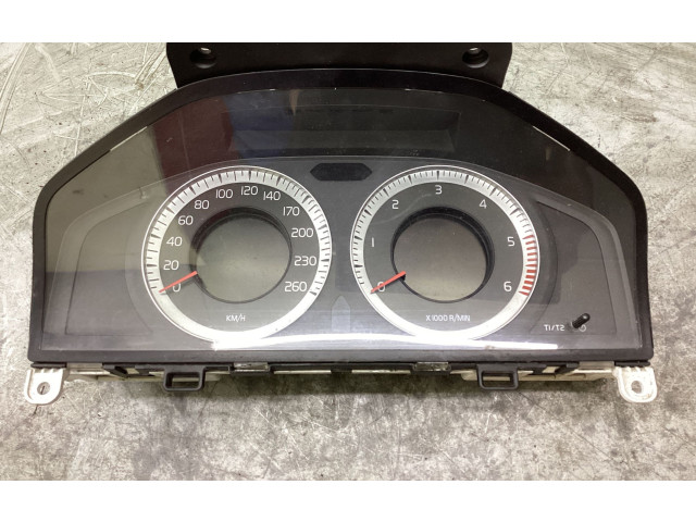 Панель приборов 36002492, 69199910U   Volvo V70       