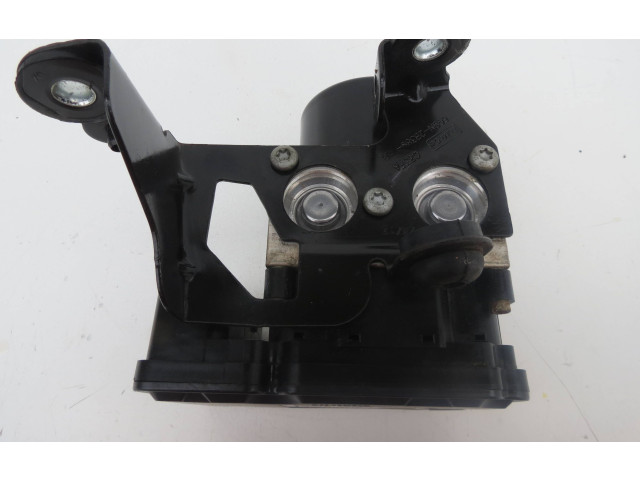 Блок АБС 31329137, 28526258053   Volvo  S60  2011 - 2013 года