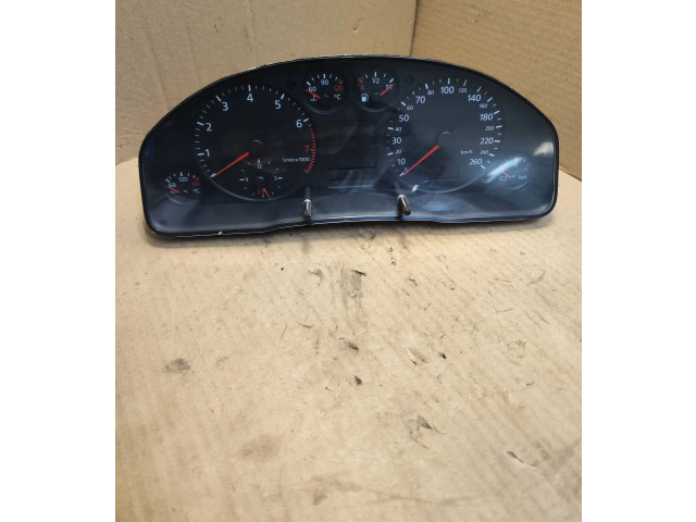 Панель приборов 4B0919860L   Audi A6 S6 C5 4B       