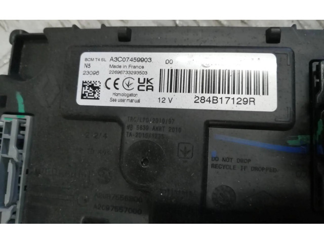 Блок управления двигателем Блок управления 237D40934R, 237D40621R   Dacia Spring