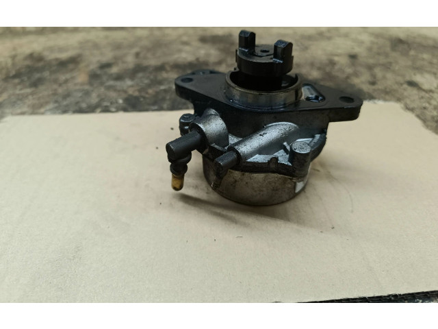 Вакуумный насос 55193232, 0300458207 Alfa Romeo Mito 1.2