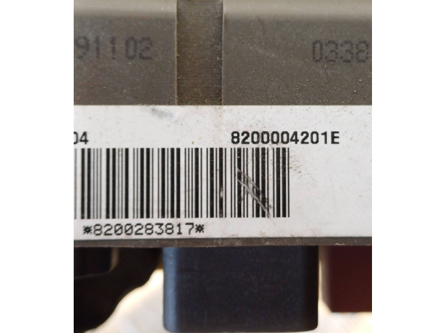 Pojistková skříňka 8200004201E, 8200283817 Renault Espace - Grand espace IV 2005