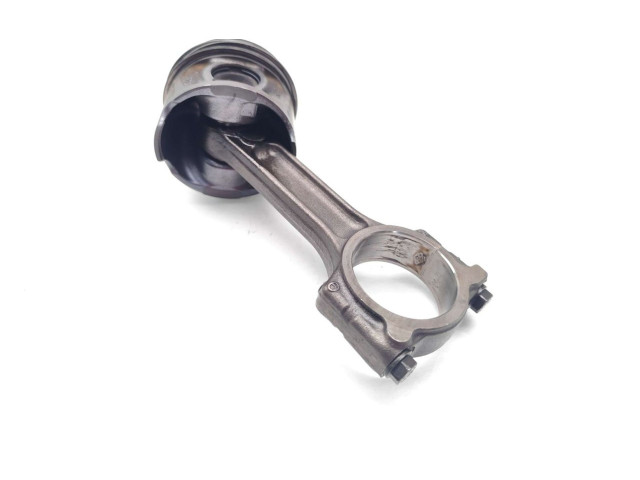 Píst K9K836 Renault Megane III K9K836