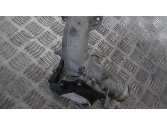 Интеркулер  8200614985, 8200614985H   Dacia Duster 