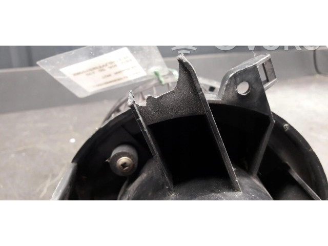 Вентилятор печки       Peugeot 306