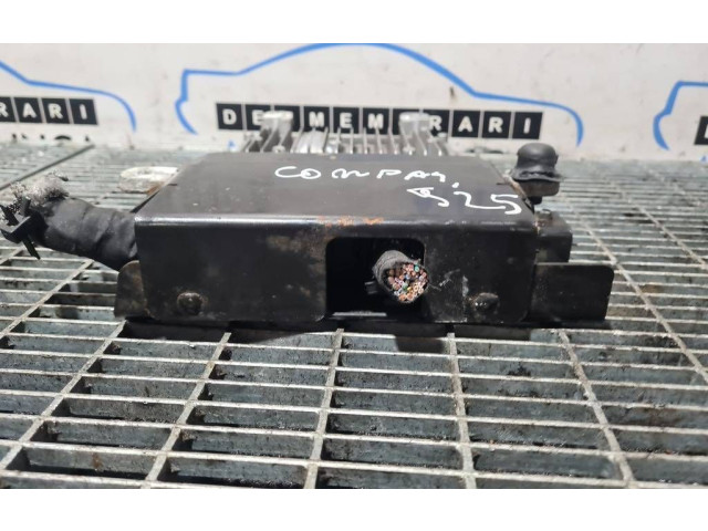 Блок управления двигателя R0414A011A, 28218730    Jeep Compass