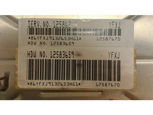 Блок управления двигателя 12586243 GMC Sierra 1000