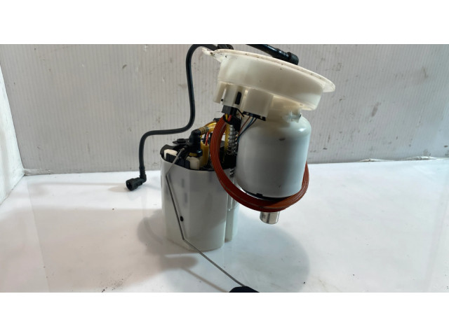 Насос топлива (в топливном баке)