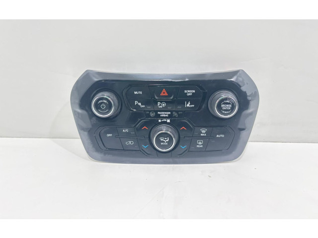 Блок управления климат-контролем Jeep Renegade