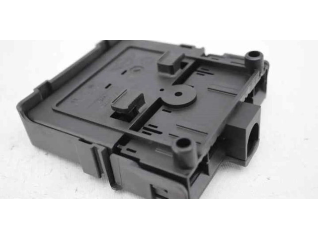 Блок предохранителей 913672404 Mini One - Cooper Coupe R56