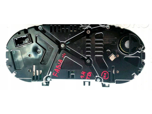 Панель приборов 6V0920741   Skoda Fabia Mk3 (NJ)       