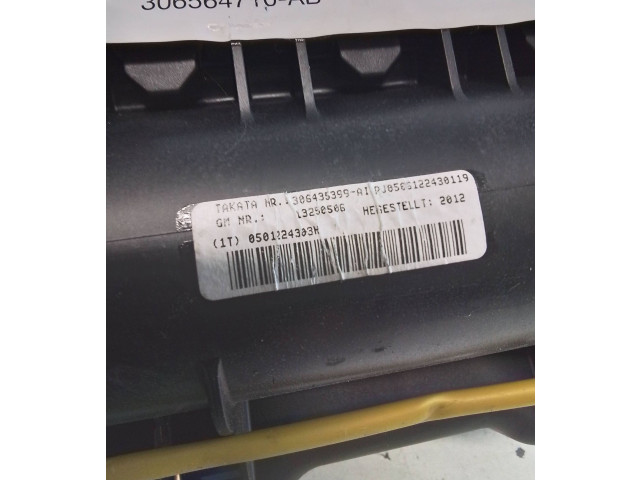 Подушка безопасности пассажира 13250506, 306435399 Opel Meriva B