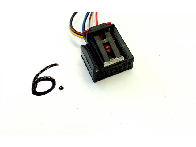 Зеркало электрическое Skoda Octavia Mk3 (5E) 2013 - 2019 года