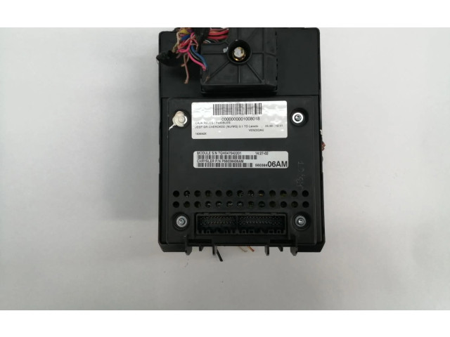 Блок предохранителей Jeep Grand Cherokee (WJ)