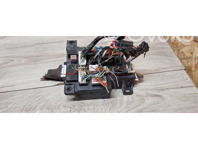 Блок предохранителей 8637A318, L8637001A Mitsubishi Outlander