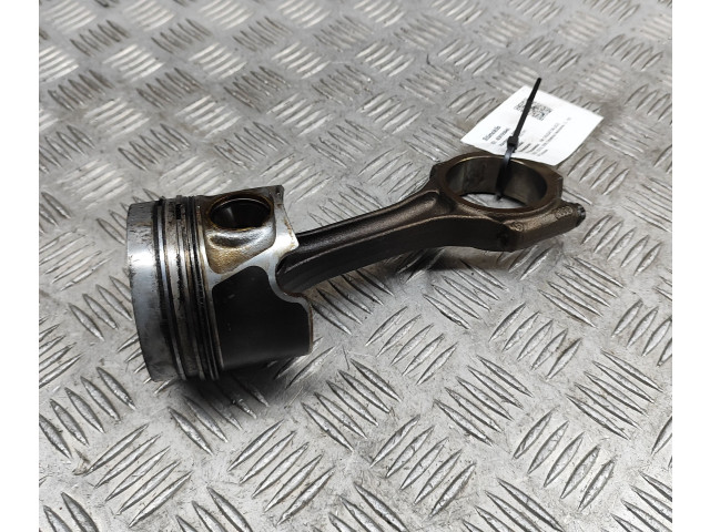 Поршень CBAB 03L107065G, 038105401J Volkswagen PASSAT B6