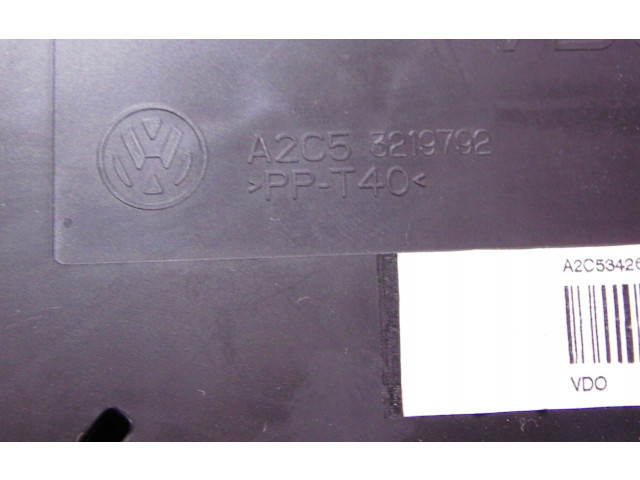 Geschwindigkeitsmesser Cockpit 5L0920800K   Skoda Yeti (5L)