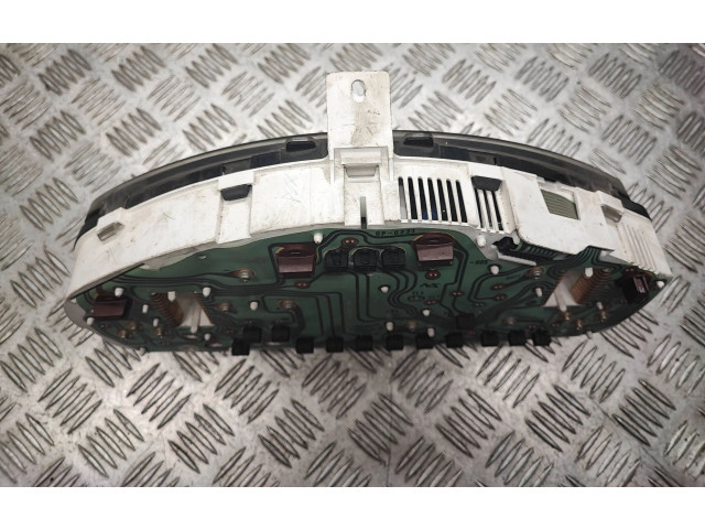 Панель приборов 0P0179001 Mitsubishi Carisma