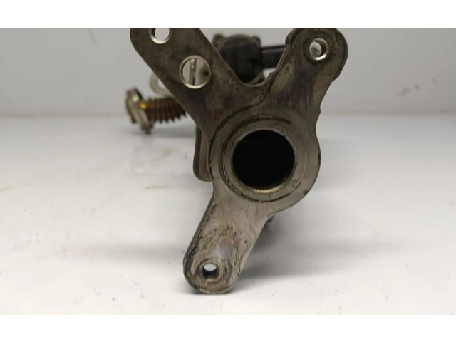 Клапан EGR Volvo S60 2001 - 2004 года