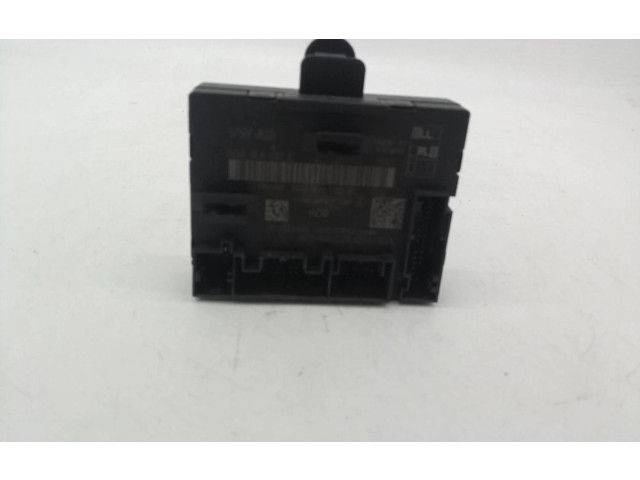 Блок управления двигателя 5Q0959593E   Volkswagen PASSAT