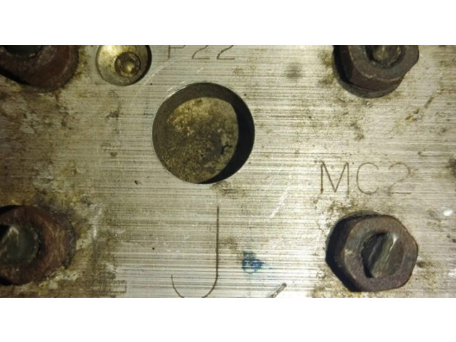 Блок АБС 47660VK310 Nissan Navara D22 1997-2004 года