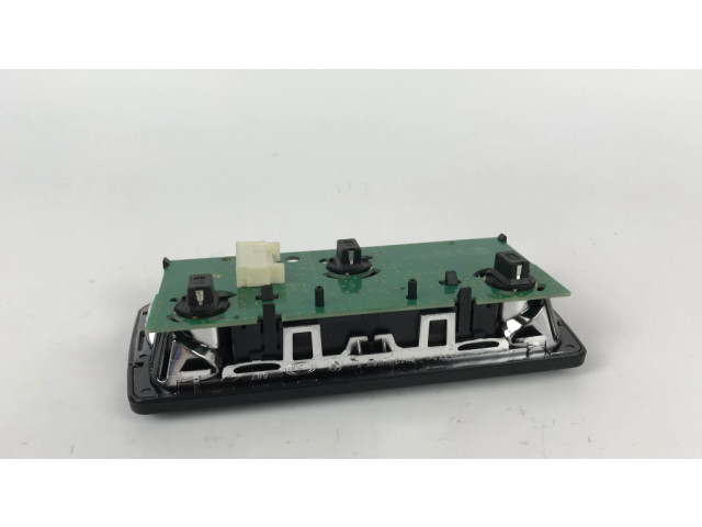 Фонарь освещения задних мест