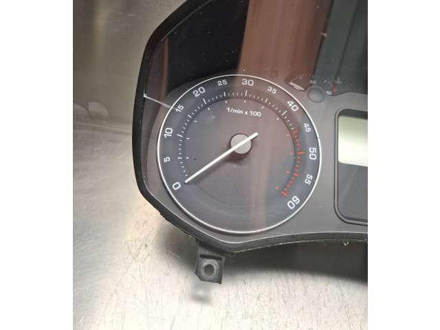 Панель приборов 1z0920810e Skoda Octavia Mk2 (1Z)