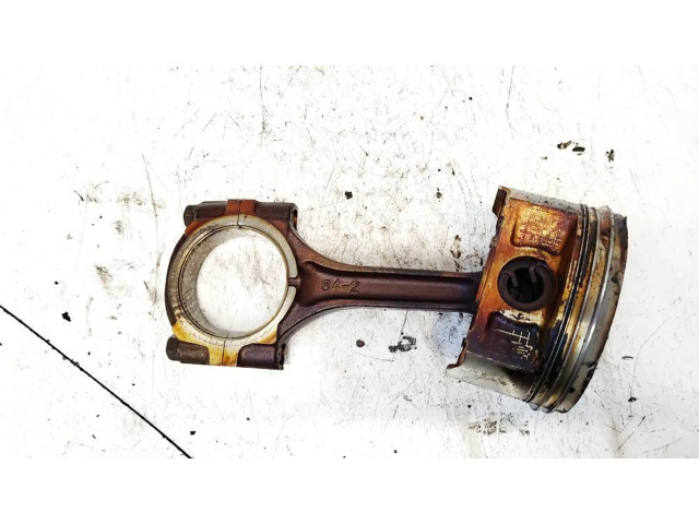 Píst Subaru B9 Tribeca pro benzínový motor 3.0