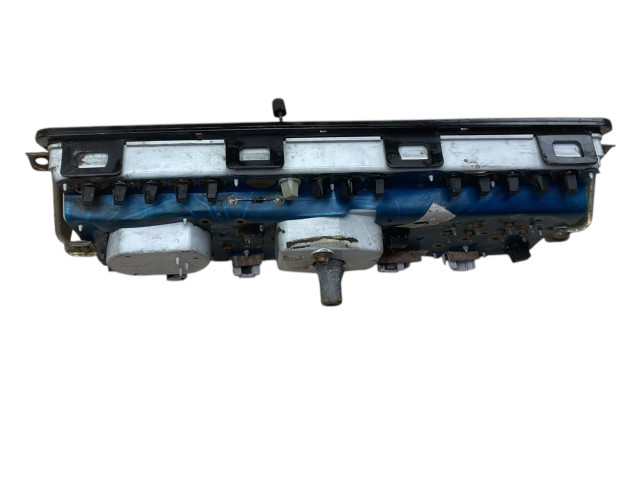 Панель приборов 19543502   Seat Ibiza I (021A)       