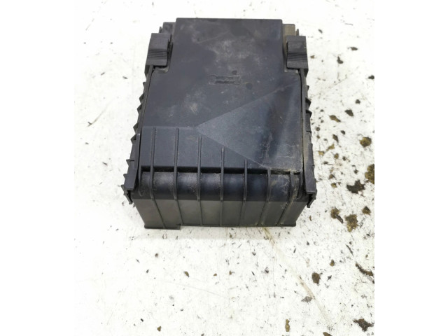 Блок предохранителей 1K0937125, 1K0937125A Skoda Octavia Mk2 (1Z)