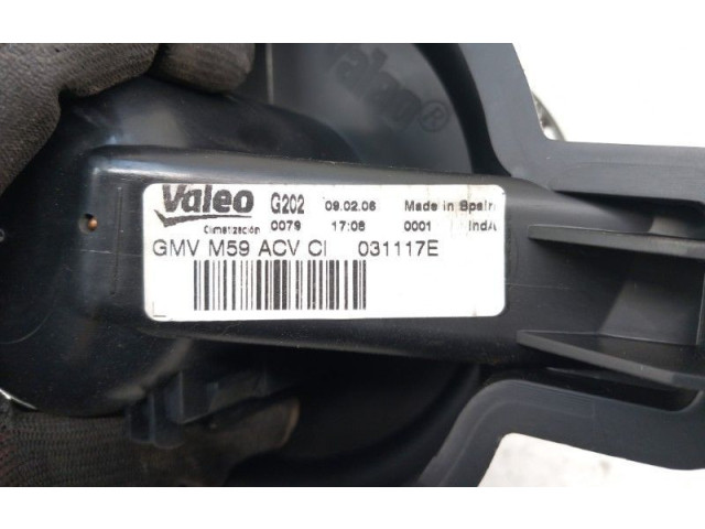 Вентилятор печки Citroen Berlingo