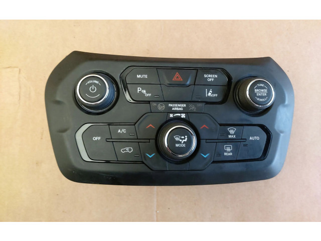 Блок управления климат-контролем Jeep Renegade